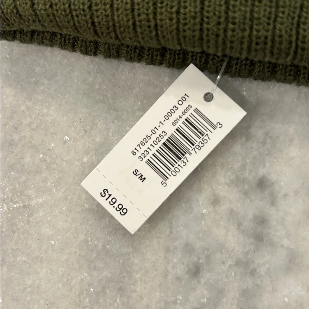 NWT Gap Youth Kids Beanie S/M Olive Green